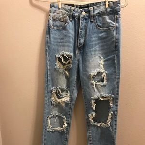 Distressed boyfriend jeans